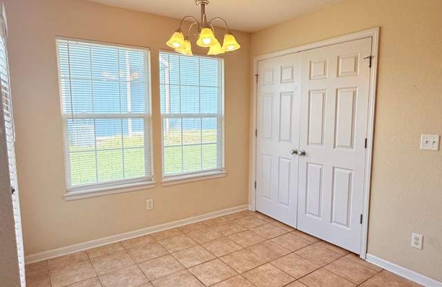 **Comfort, Convenience & Space Near Fort Riley!** Gallery 4