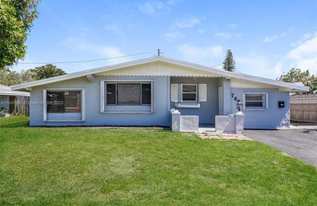 7680 Plantation Blvd - 7680 Plantation Boulevard, Miramar, FL 33023