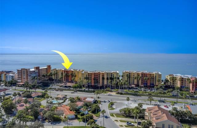 16450 GULF Boulevard photos photos