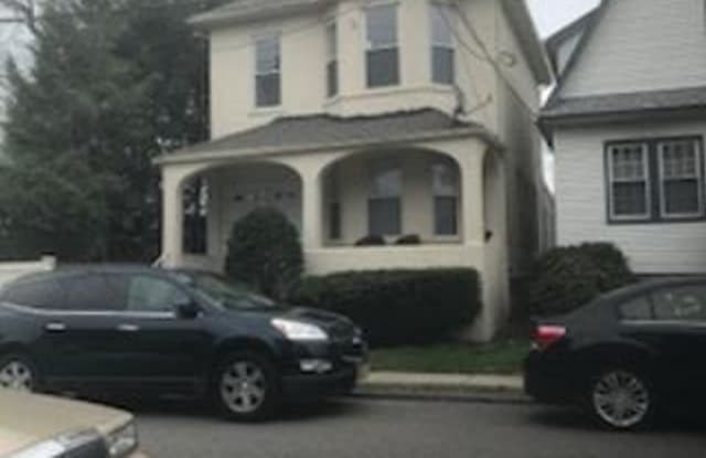 66 FULTON AVE - 66 Fulton Avenue, Fairview, NJ 07022