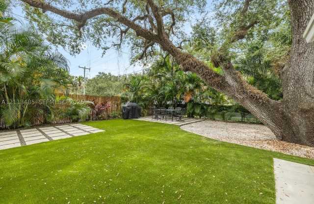 1505 SW 32nd Ct Gallery 4