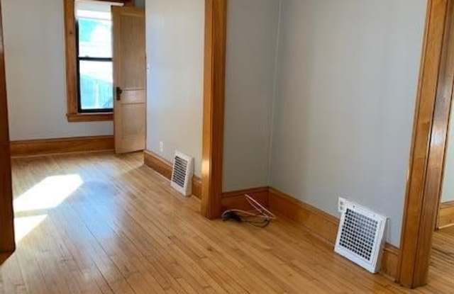 522 View Street Gallery 2