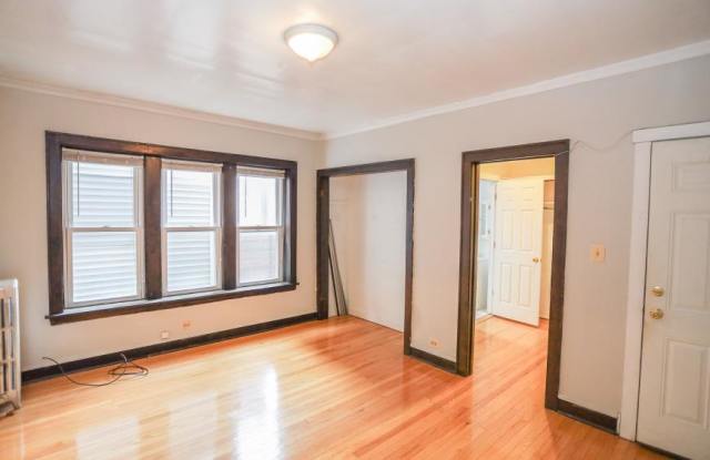 4520 North Damen Ave. photos photos