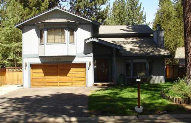 Great 4BD home for $4000.00 available on 12/5/25 for a seasonal lease!! Call today!! photos photos