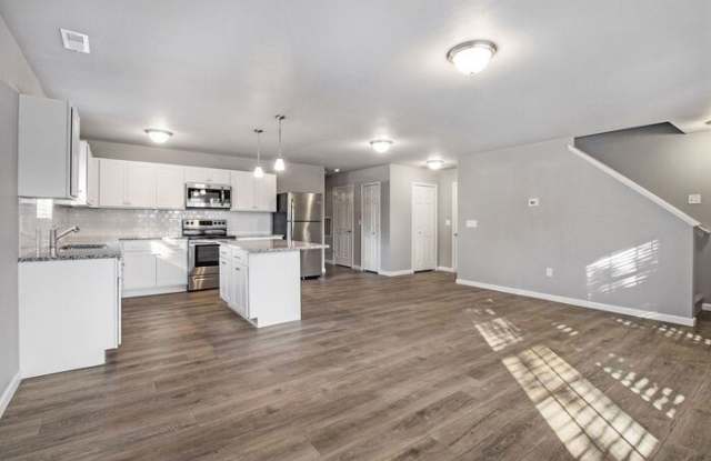 2417 Richardson Court Gallery 2