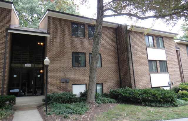 1523 NORTHGATE SQ #21B photos photos