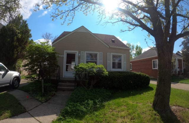 2428 Oakshire - 2428 Oakshire Avenue, Berkley, MI 48072