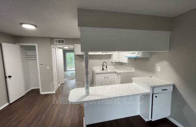 3113 Barnett Avenue photos photos