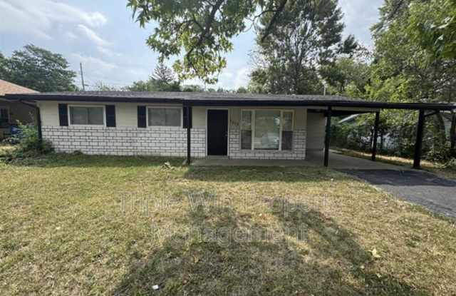 2014 WILBERT DR photos photos