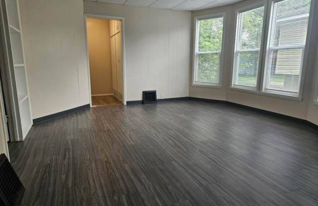 826 Wright Street - Lower photos photos
