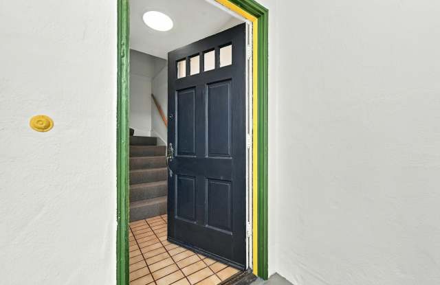 386 Franconia Street Gallery 2