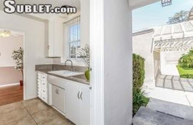 606 - 616 Foothill Blvd - 616 West Foothill Boulevard, Monrovia, CA 91016