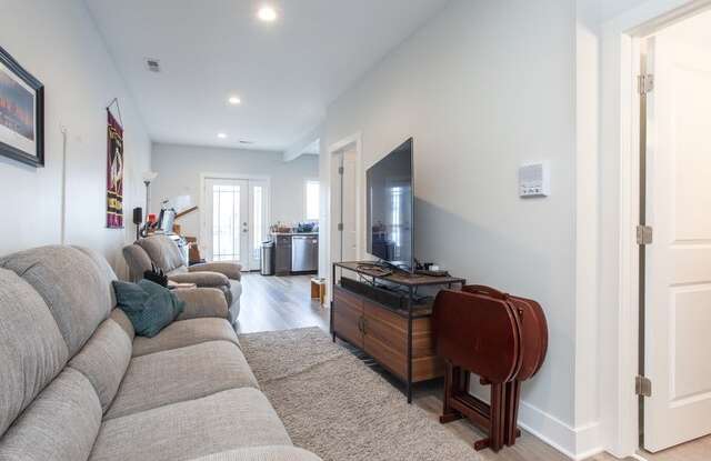 3153 North Monticello Avenue Gallery 3
