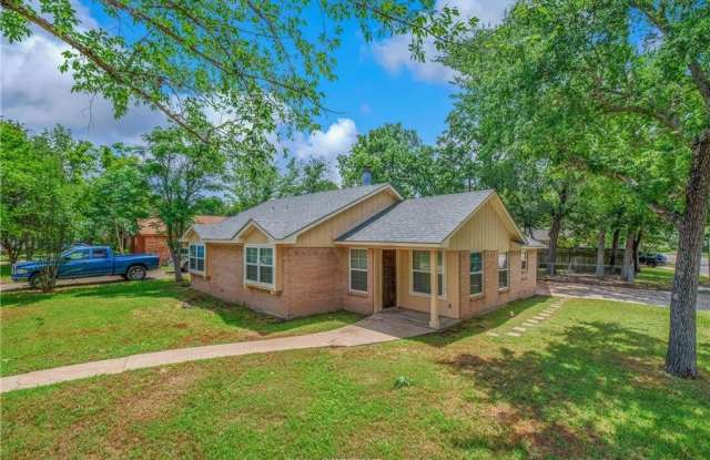 3100 Heatherwood Drive Gallery 1