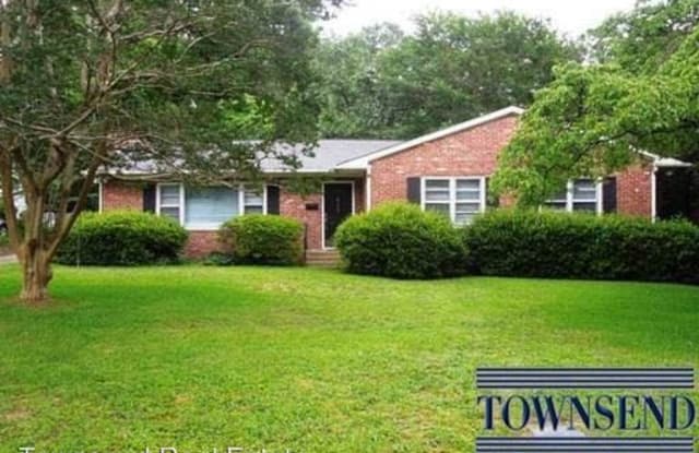 525 Vista Dr. - 525 Vista Drive, Fayetteville, NC 28305