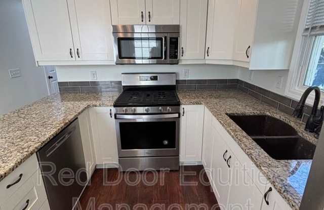 620 North Zane Avenue - 620 North Zane Avenue, Lancaster, OH 43130