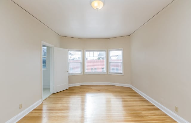 77 Glen Ave photos photos