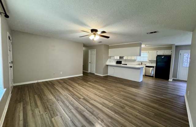 26 Alexis Drive Gallery 3