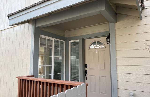 Southwest Home Available to Lease Gallery 3