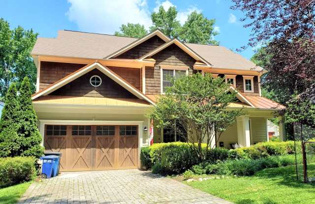 Fabulous 6BR, 5.5BA Close in Bethesda Home!! - 8600 Ridge Road, Bethesda, MD 20817