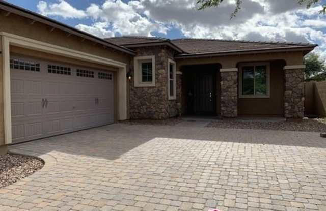 14377 West Desert Flower Drive Gallery 4