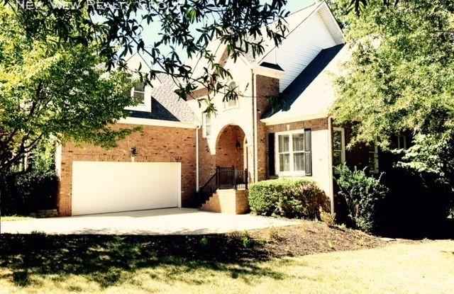108 W Maranta Rd - 108 West Maranta Road, Mooresville, NC 28117