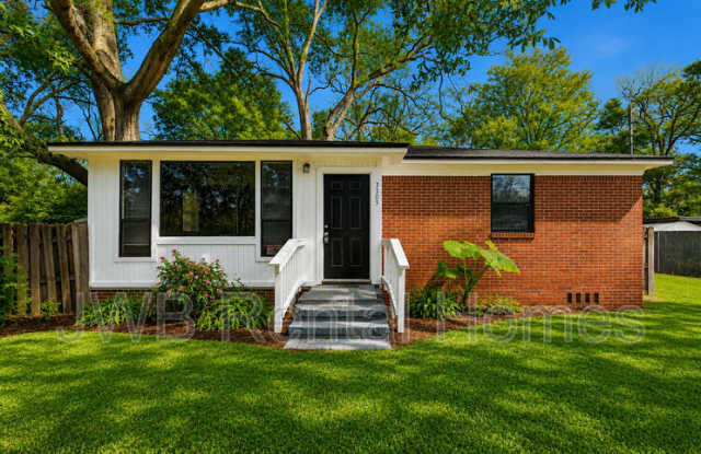 3305 Sunnybrook Ave N photos photos