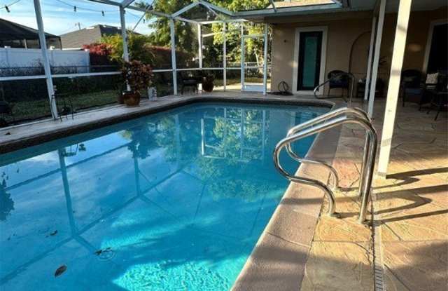 3766 SE 6th Avenue photos photos