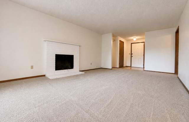 Charming Gresham Gem on a Quiet Cul-de-Sac – Attached Garage & Convenient Location! Gallery 3