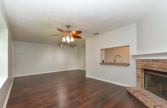 2046 Gardenbrook Lane Gallery 4
