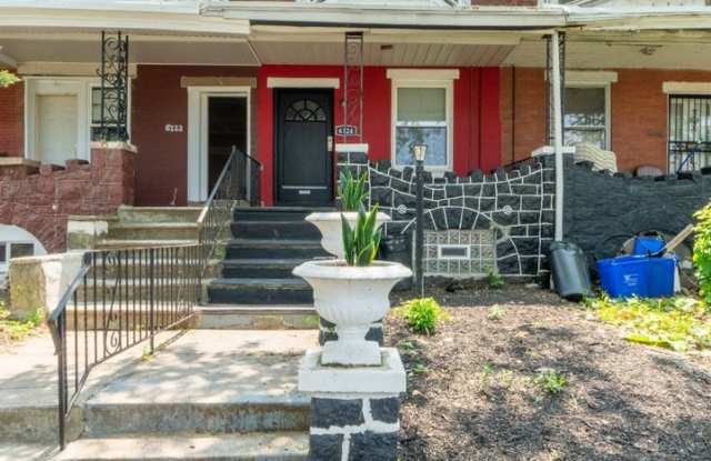 Newly rehabbed 3 bedroom 1.5 bath unit photos photos