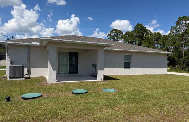 New Construction 4 bedroom in Palm Bay Gallery 3