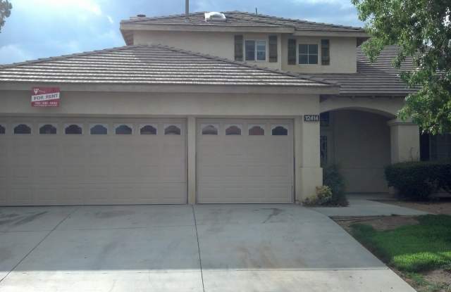 LARGE TWO STORY, 4 BEDROOM HOME IN EAGLE RANCH. photos photos