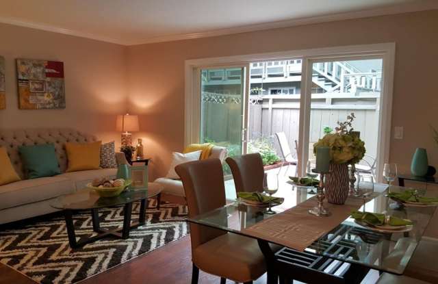 2BD/2.5BA Modern Townhome in Near Tech Giants in Mountain View - 2047 Montecito Avenue, Mountain View, CA 94043