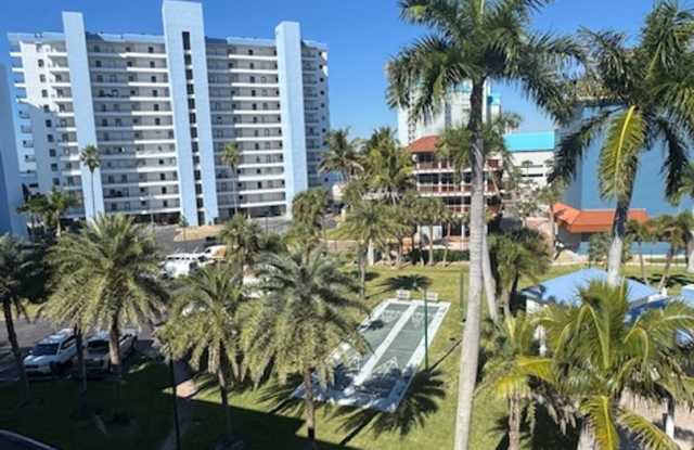 2 bedroom 2 bathroom Seasonal in Punta Rassa photos photos