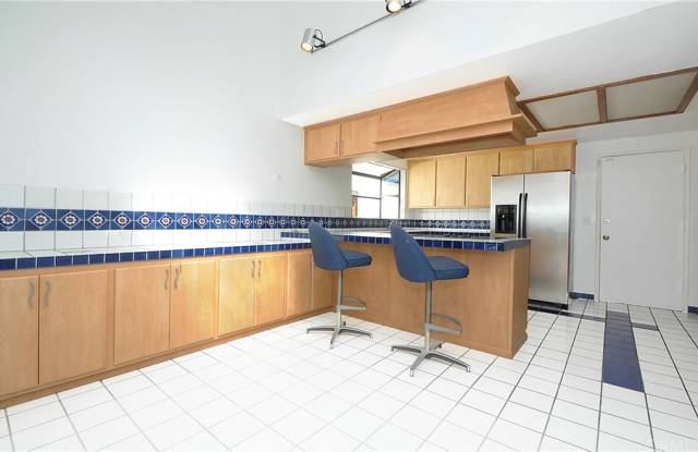 2136 Rockinghorse Road Gallery 4