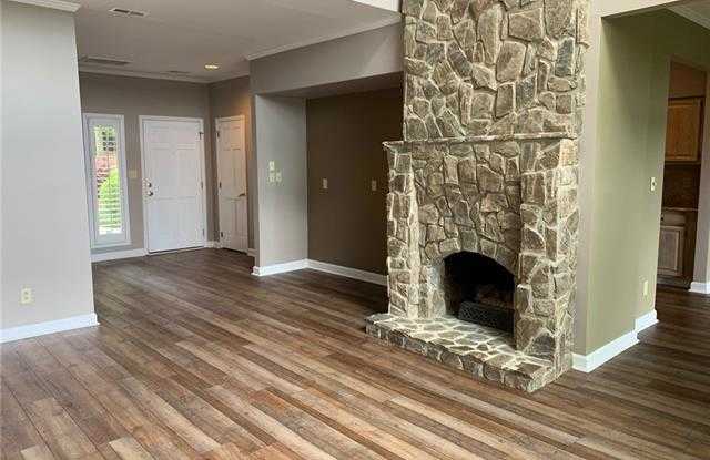 18527 Vineyard Point Lane Gallery 4