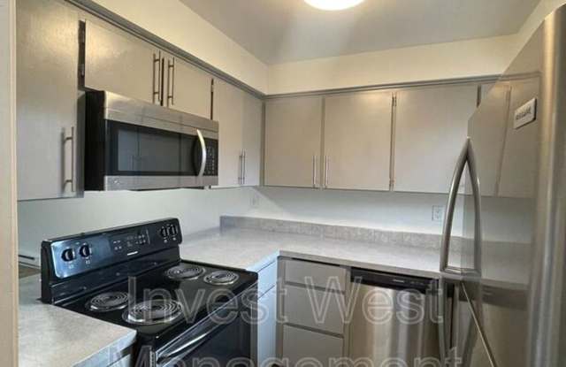 1960 33 Avenue Gallery 4