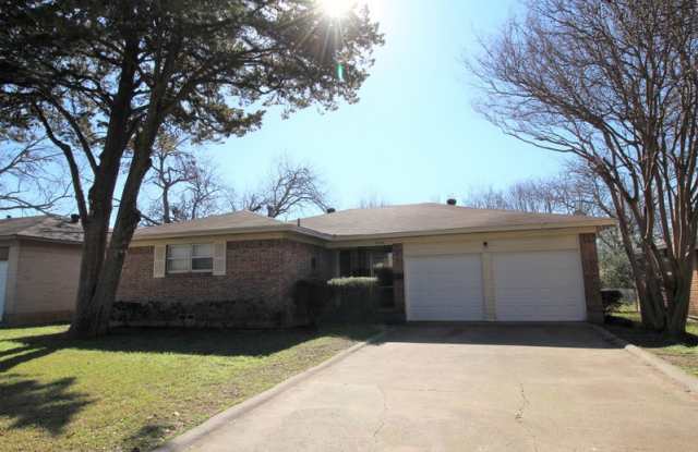 8332 Waterwood Ln - 8332 Waterwood Lane, Dallas, TX 75217