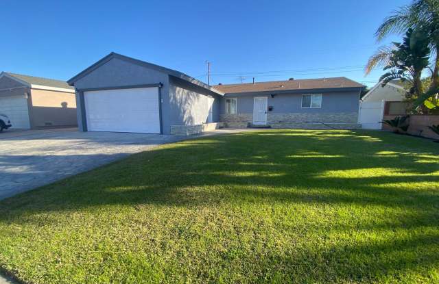 Beautiful Buena Park 4 Bedroom w/ AC For Rent! photos photos