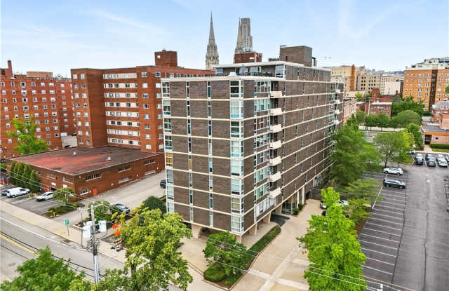 552 N Neville St photos photos