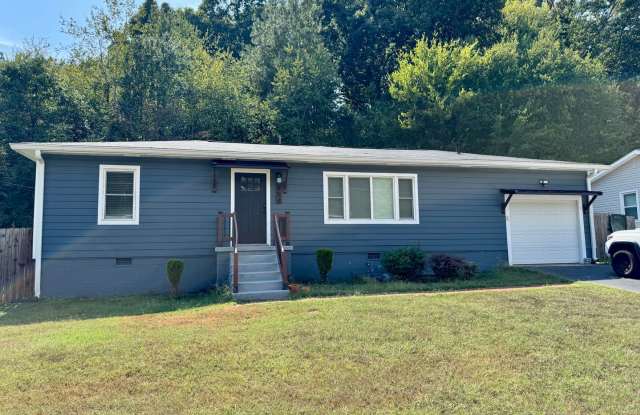 854 Lupton Dr. - Furnished Mid/Long Term 3 bed/3 bath Rental Home in Red Bank! $3,600/mo. | Utilities Included Gallery 1