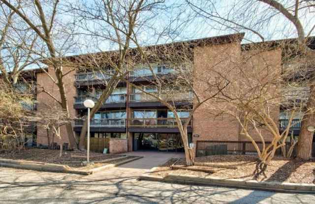 5500 Hillcrest Lane - 5500 Hillcrest Lane, DuPage County, IL 60532