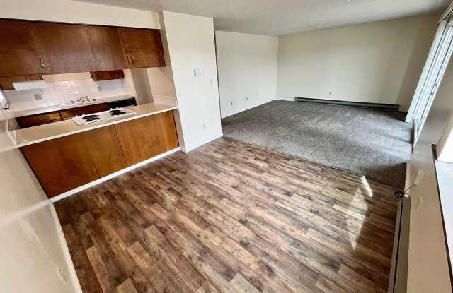 Inviting 2 Bed, 1 Bath in Cheney! *SPECIAL: $800 OFF* photos photos
