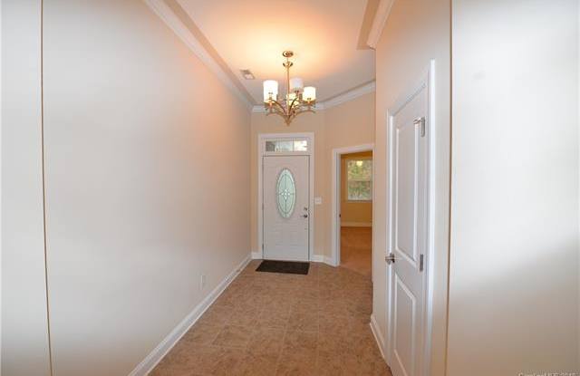 19010 Cypress Garden Drive Gallery 4