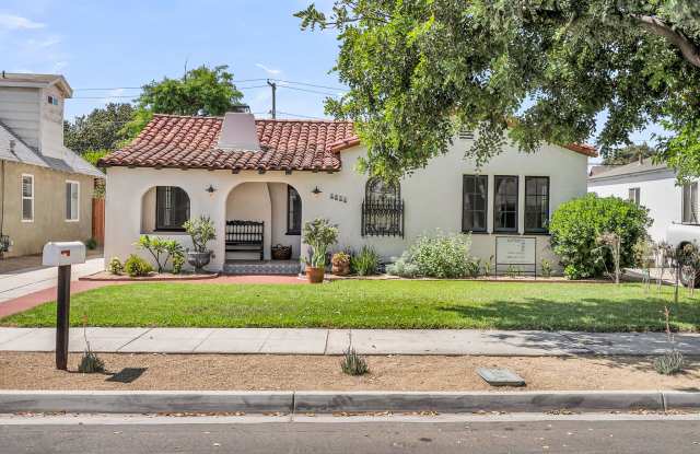 4654 Merrill Ave photos photos