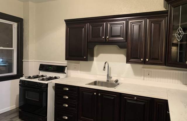 2017 Veronica Street - 2017 Veronica Street, Pittsburgh, PA 15212