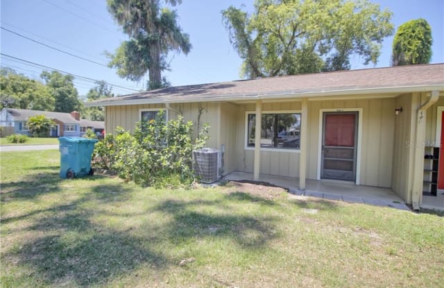 2806 WADSWORTH AVENUE - 2806 Wadsworth Avenue, Orlando, FL 32806