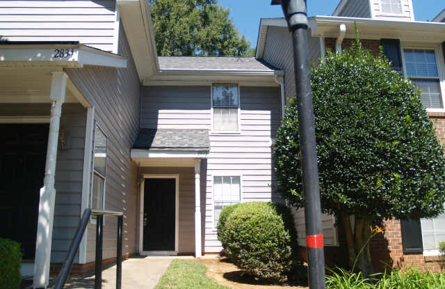 2832 Iron Gate Ln photos photos