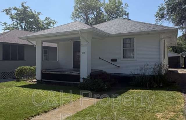 212 Alderson Avenue Gallery 2